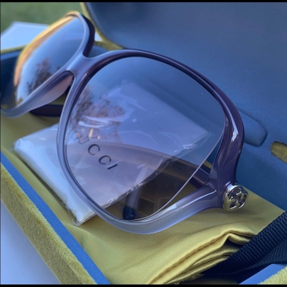 Gucci Accessories - Gucci sunglasses 🕶💓💓